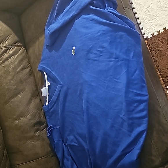 Lacoste sweater - Picture 1 of 3